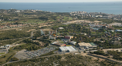'Barcelona World' resort and theme park